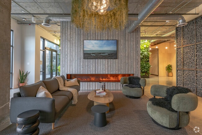 The Anthem at Square 10 - 2nd Floor Lounge & Game Room - The Anthem at Square 10