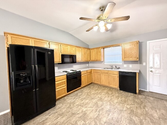 Photo - 2411 Rustic Dr