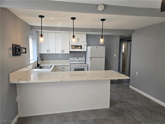 Photo - 1037 June Ave