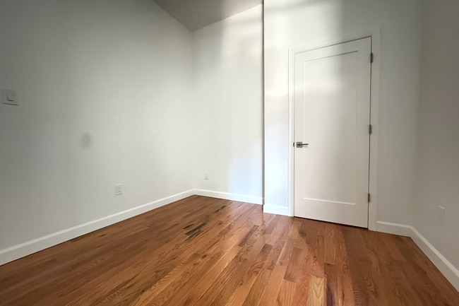 Photo - 200 Claremont Ave