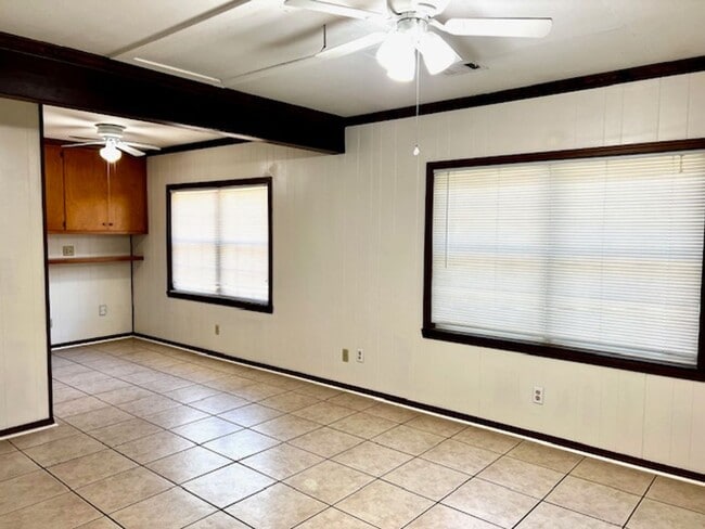 Photo - 3/2 in Wildwood Heights subdivision