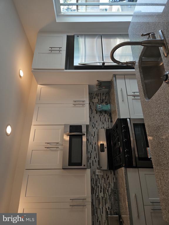 Building Photo - 1438 S Colorado St