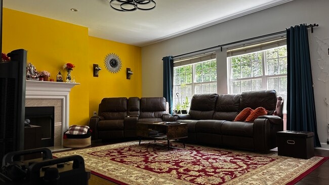 Photo - 8280 Chatham Oaks Dr