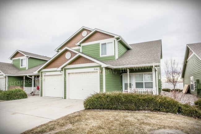 Building Photo - 802 Waterglen Dr