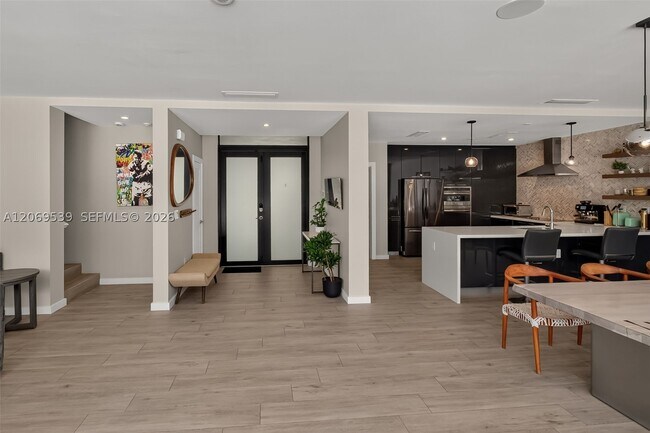 Photo - 8670 Arboretum Ln