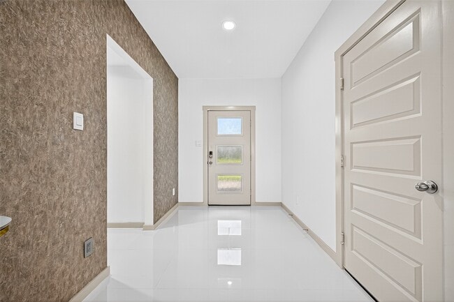 Photo - 31410 Hexan Hts Ln