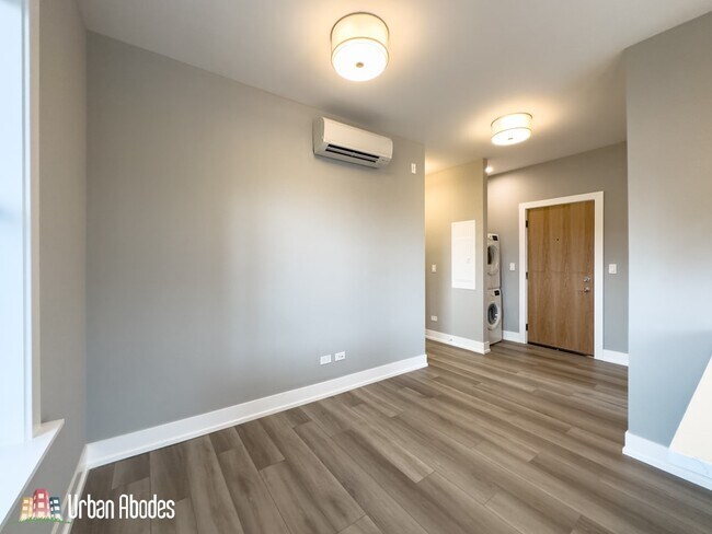 Photo - 3943 N Janssen Ave Unidad A07C