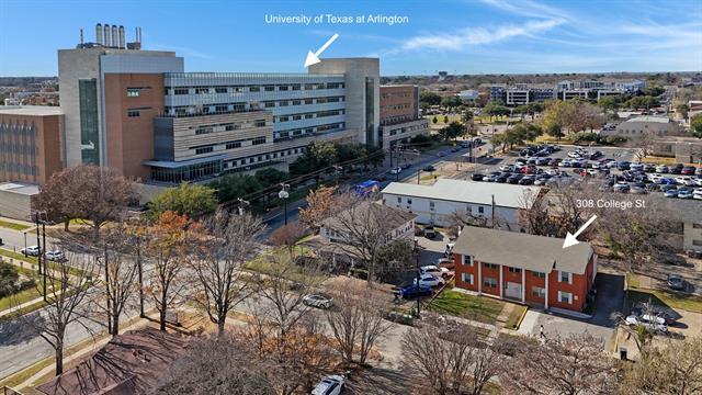 Photo - 308 College St