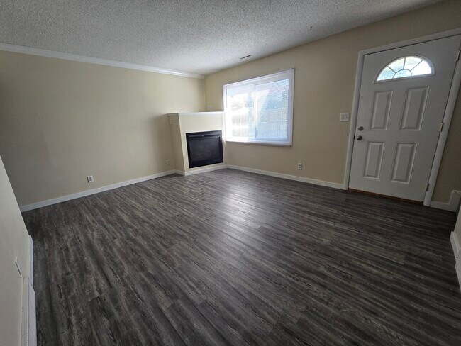 Photo - 370 Clymer Rd