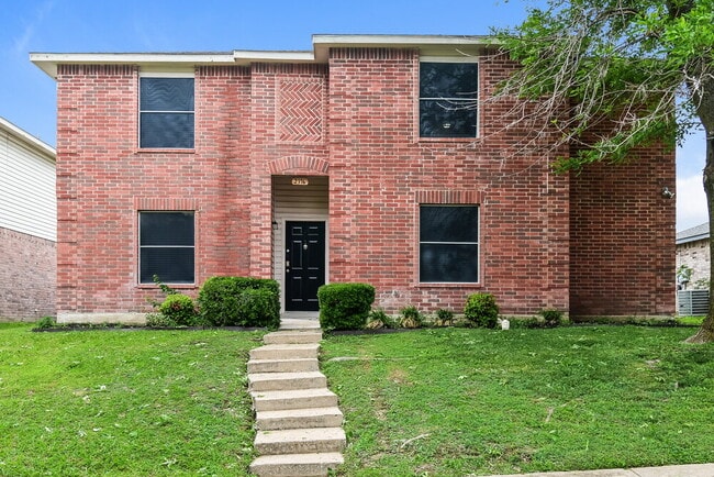 Building Photo - 2316 Graystone Dr