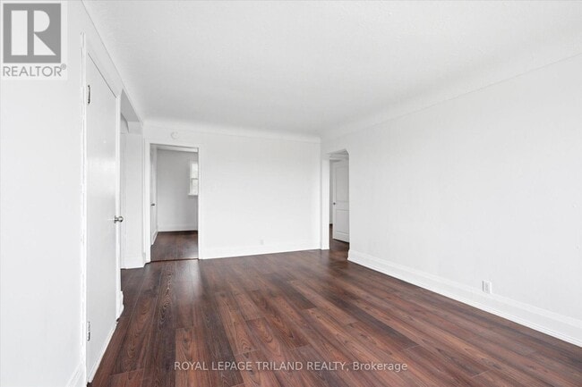 Photo - 310 Speedvale Ave E Unit 6