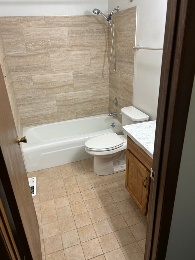 Photo - 403 Simonson St Unit 403