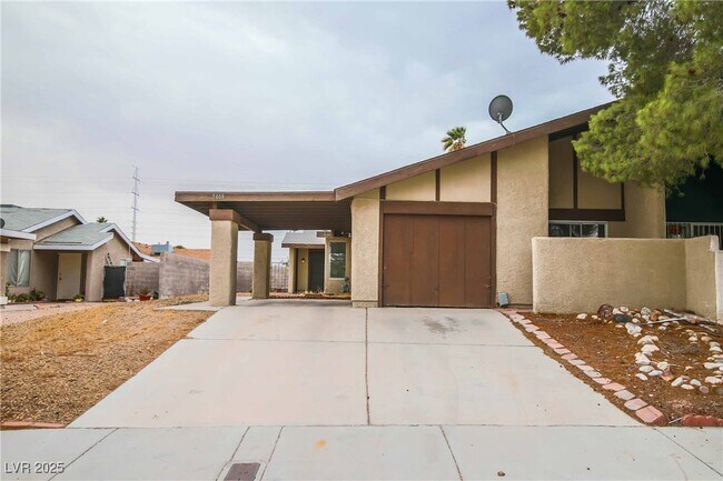 Building Photo - 7019 Grassy Knoll St Rental