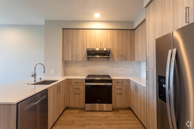 Amelia 1BR, 1BA - 653SF