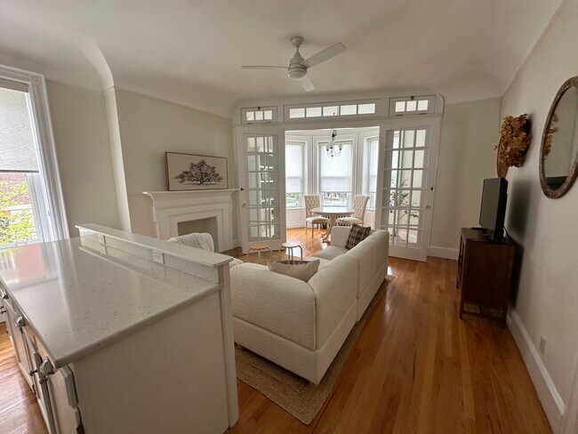 Photo - 362 Commonwealth Ave Unit APT 2H