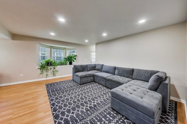 Photo - 620 N Lake Shore Dr