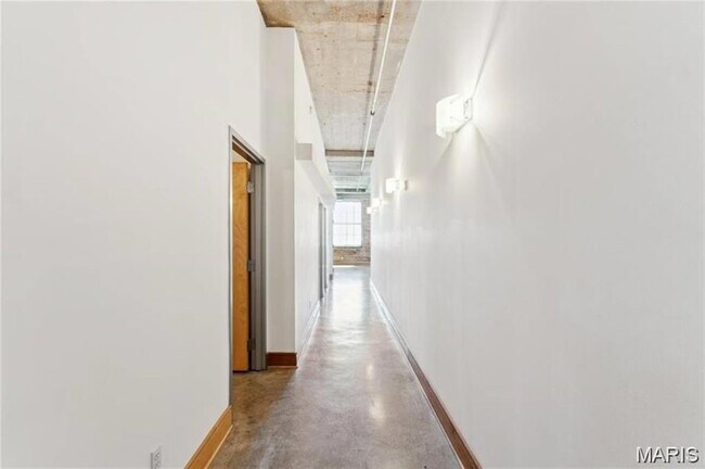 Photo - 2201 Locust St Unidad 207