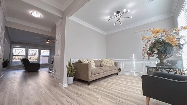 3295 Briaroak Dr