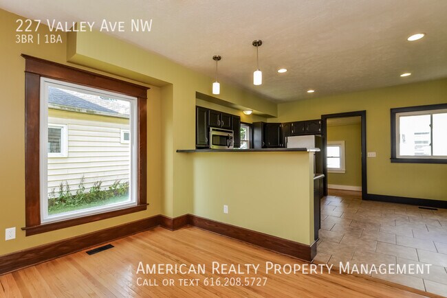 Photo - 227 Valley Ave NW