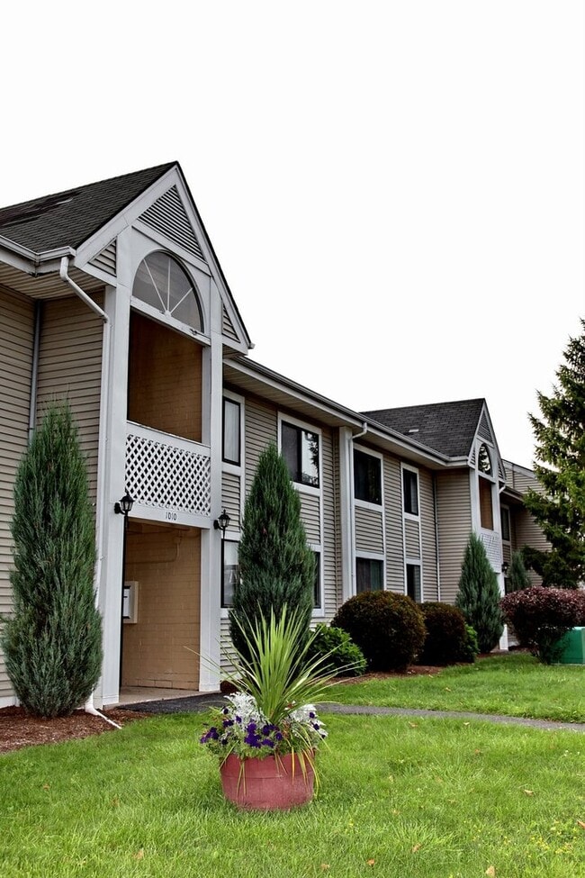 Photo - Clarendon Heights