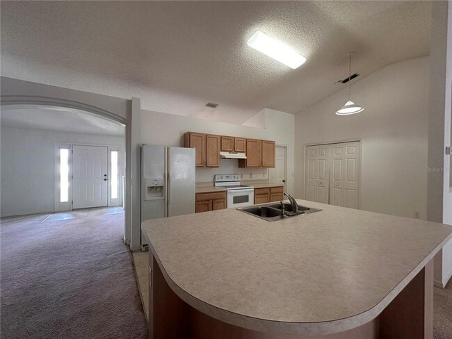Photo - 33 Rybark Ln