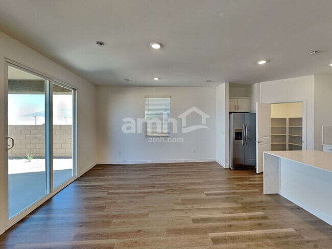 Photo - 9543 Harkes Dr