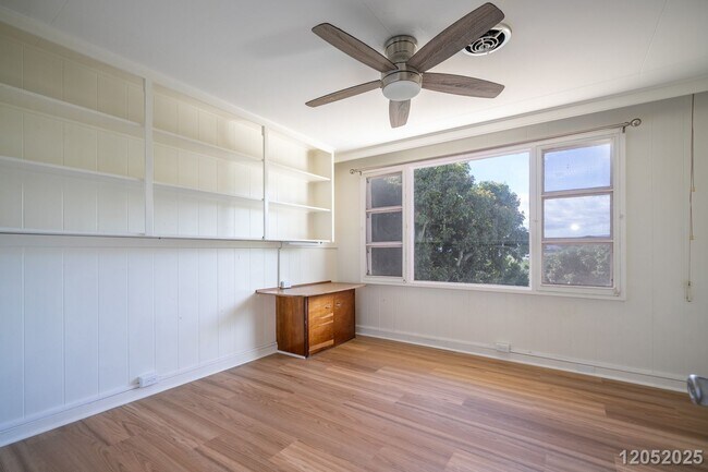 Photo - Partially Renovated Upstairs 3 BD 1 BA home in Aiea ($300 off the first month’s rent if moved in ...