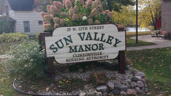 Photo - Sun Valley Manor