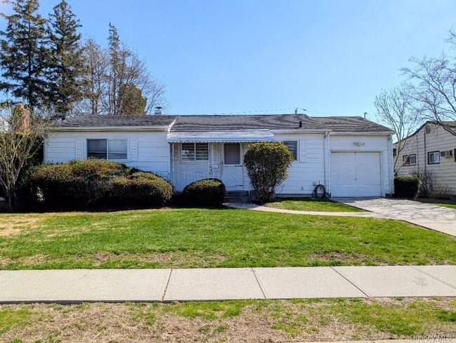 Building Photo - 107 Morton Blvd