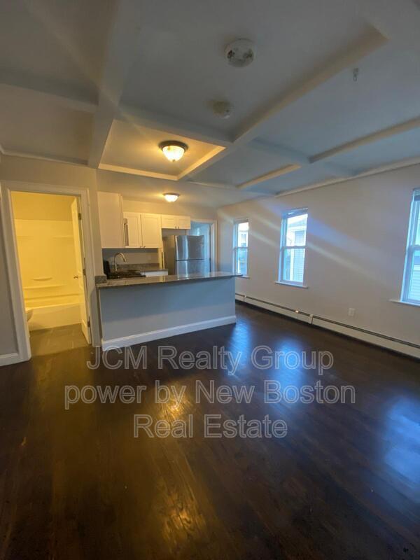 Photo - 66 Safford St Unidad U5 / 1st Floor