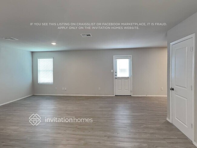 Photo - 7218 Lincoln Trce