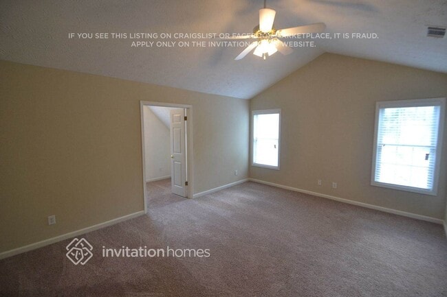 Photo - 535 Devonshire Walk Dr