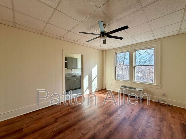 Photo - 43 Ravenscroft Dr Unit # 14