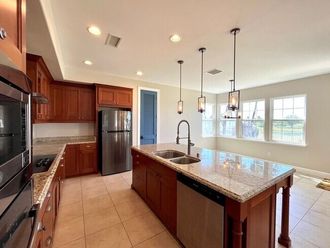 Photo - Hoakalei: 4 Bed, 3 Bath House Fronting Gol...