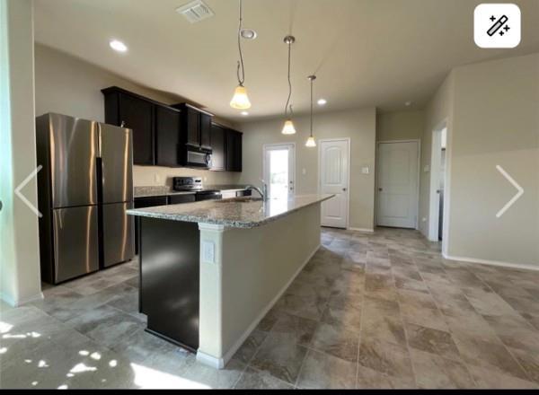 Photo - 1005 Holly Anne Ln