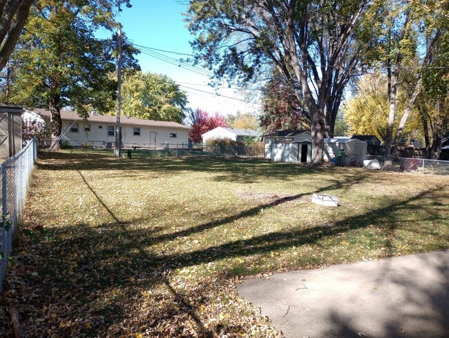 Photo - Three bedroom two bathroom house for rent