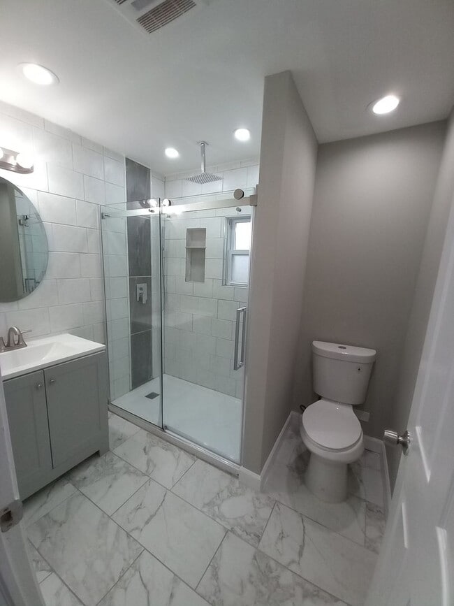 Photo - Beautifully Updated 2-Bedroom Home in East...