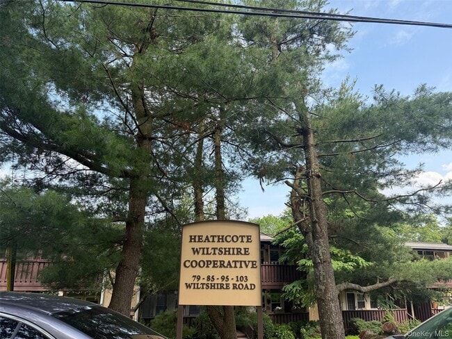 Building Photo - 103 Wiltshire Rd Unit D4