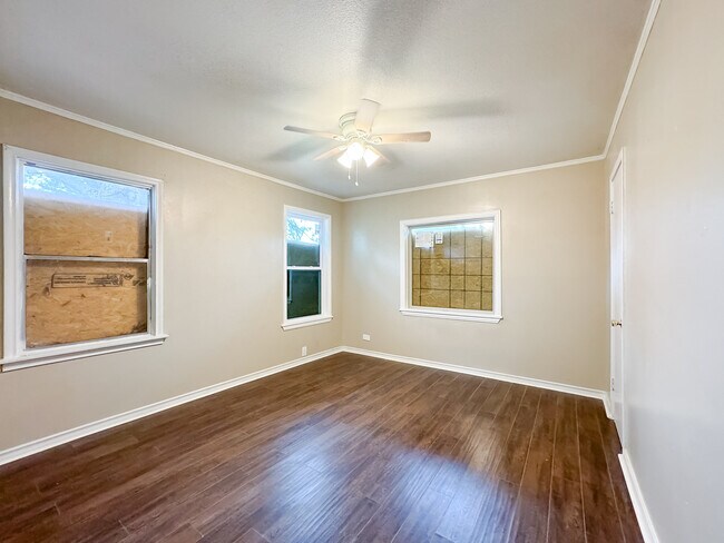 Photo - 4116 Robert L Parish SR Ave