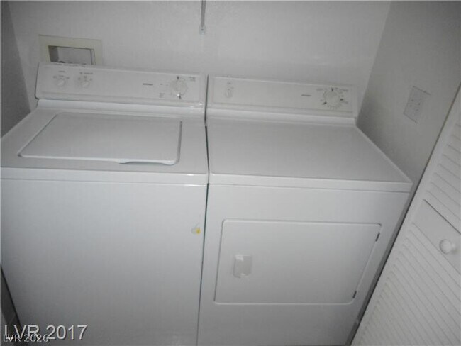 Photo - 5710 E Tropicana Ave Unit 1046
