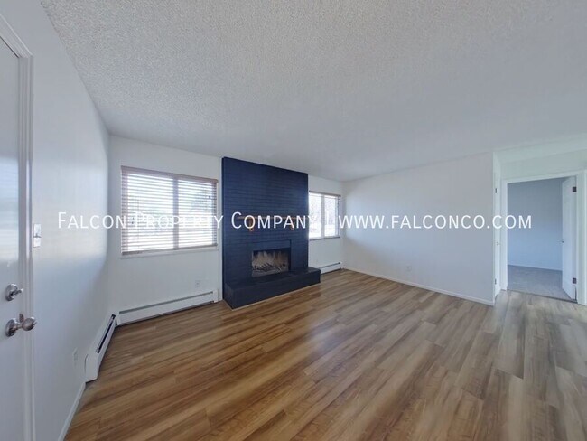 Photo - 4725 Picturesque Dr Unit A