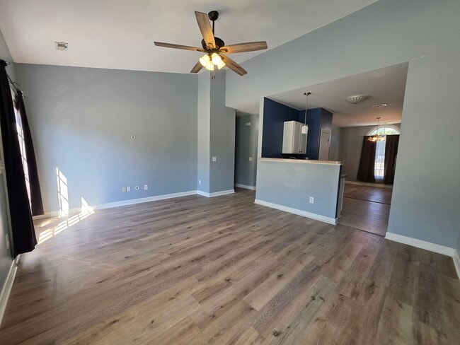 Photo - Country Comfort in Ryans Run