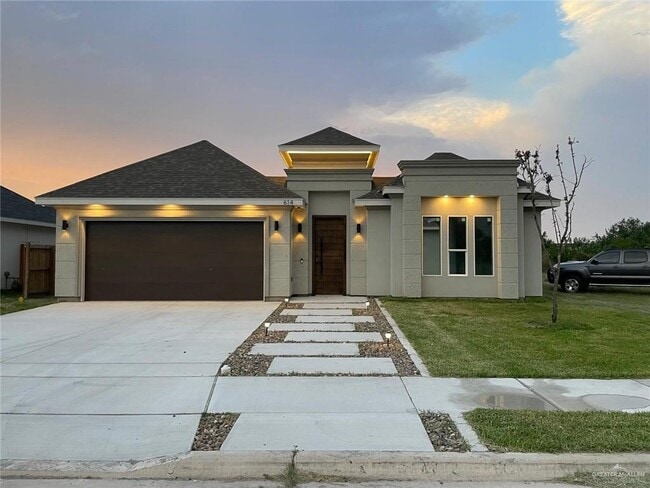 Building Photo - 13 E La Pointe Ave