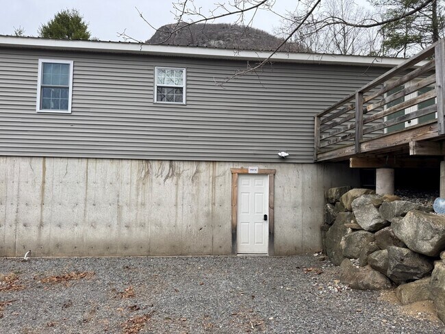 162 Potash Rd Unidad Basement
