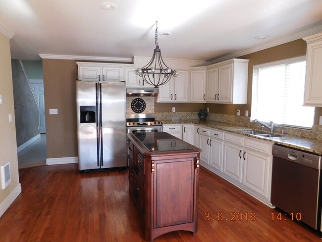 Photo - Beautifully Custom Updated 3BD/1.5BA Home ~ Gorgeous Kitchen & Master Bedroom!