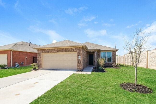 Building Photo - 29602 Clover Shore Dr