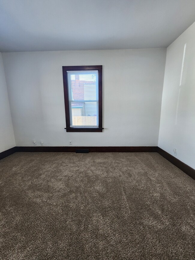 2407 Windsor Ave Unit 1