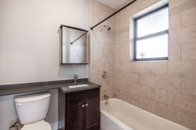 Photo - 4409 N Wolcott Ave Unit A2