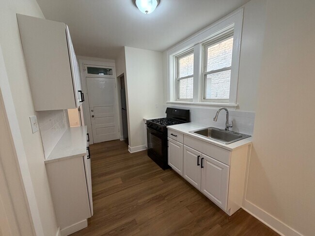 Photo - 4154 N Mozart St Unit F