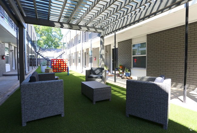 Photo - Birchman Commons